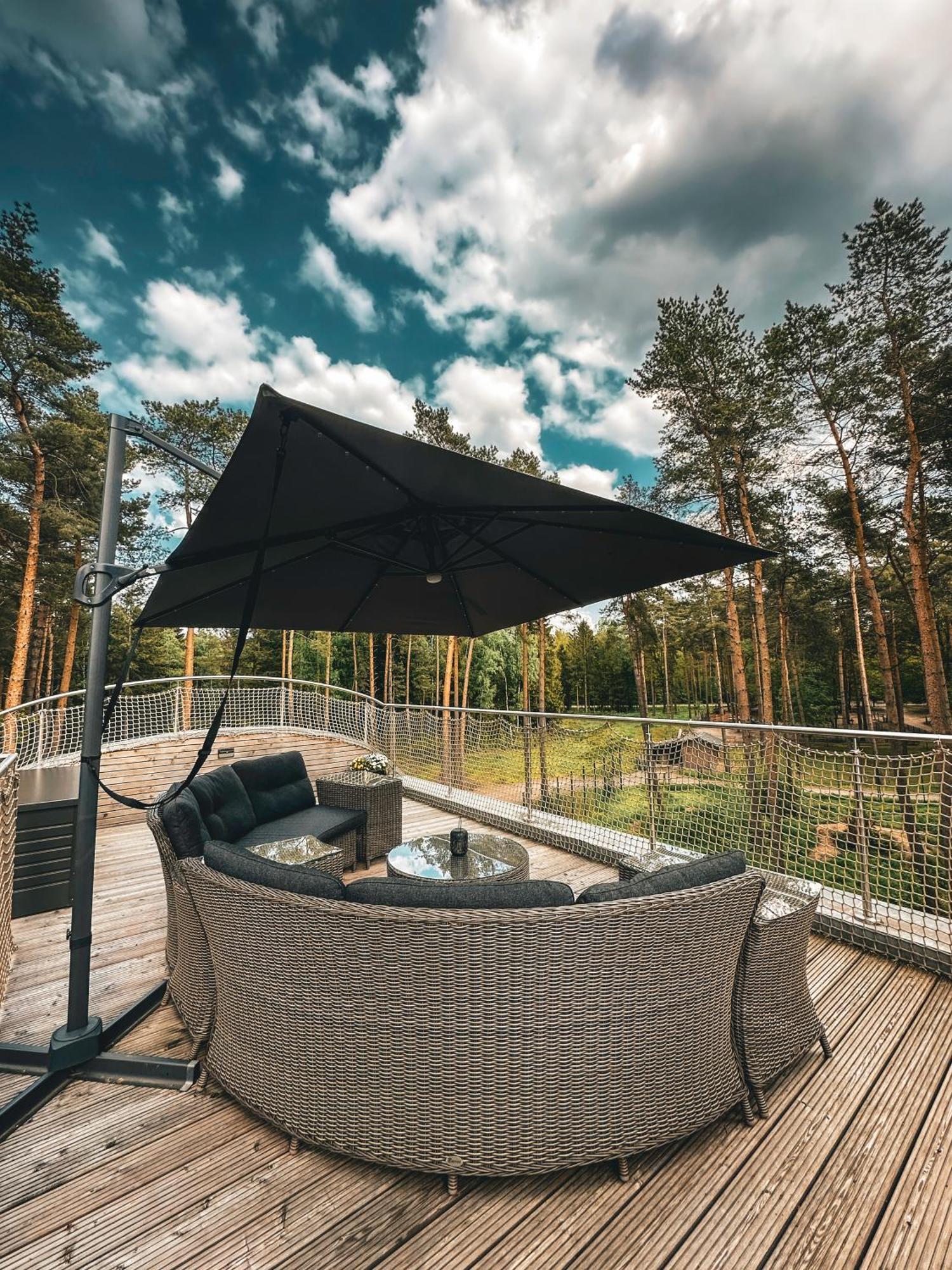 Tree Inn - Das Baumhaushotel Dörverden Exteriér fotografie